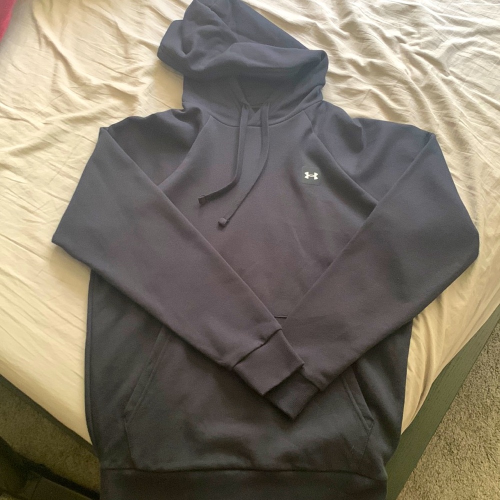 S/M Under Armour pull over hoodie